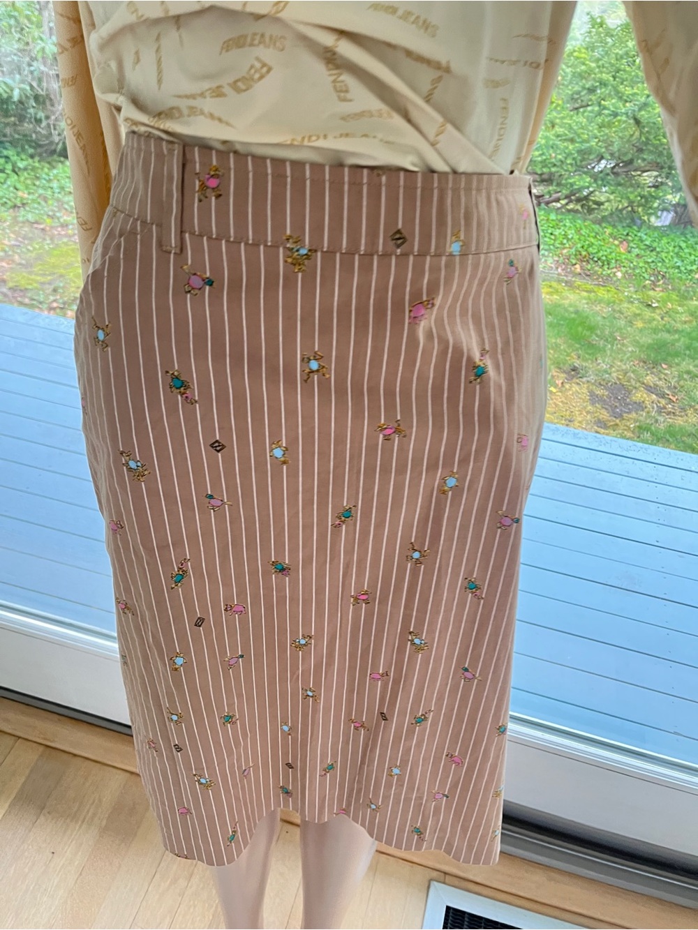 Fendi Tan Pinstripe Mini Skirt with Floral Embroidery - Picture 11 of 12
